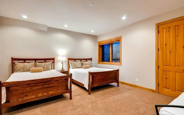 photo 5 of ResortQuest Westridge Lodge