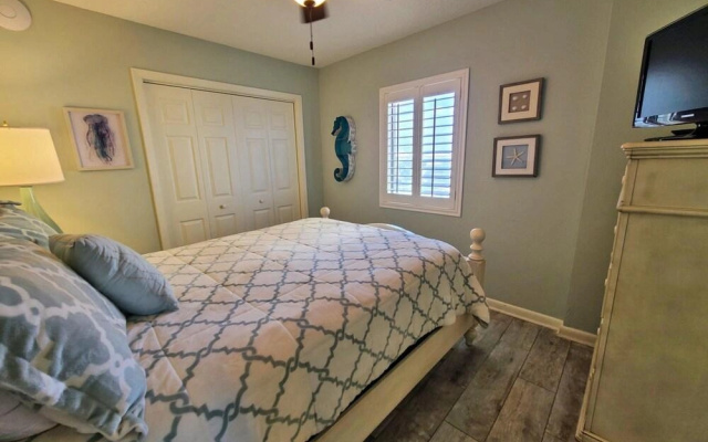 photo 4 of Westwind 901
