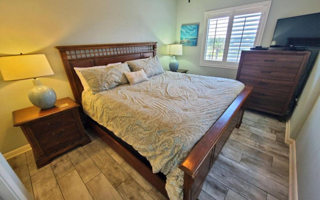 photo 5 of Westwind 901