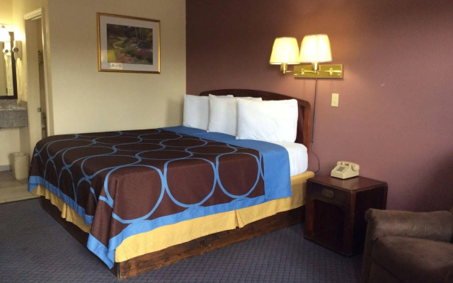 photo 5 of Westwoods Motel