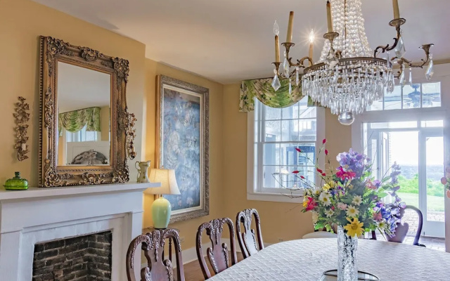 photo 2 of Weymouth Hall B&B