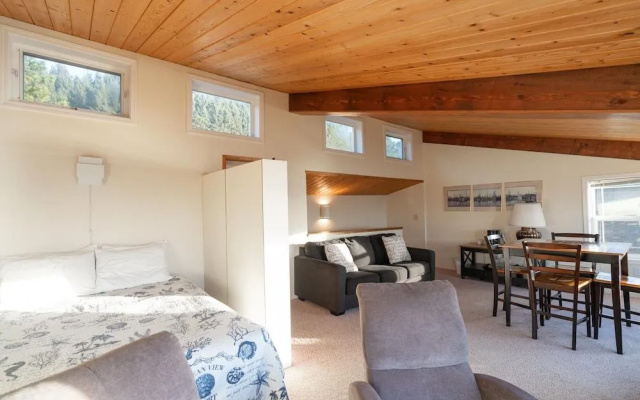 photo 2 of Whale Pointe 2 Br cottage by RedAwning