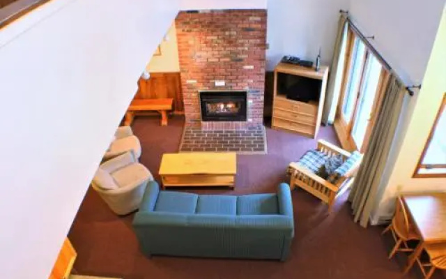 photo 5 of Whiffletree Condo A8