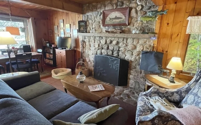photo 3 of Whip Poor Will Limit 5 1 Bedroom Cottage by RedAwning