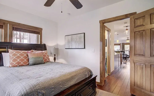 photo 4 of White Cloud Retreat House 4 Bedrooms 3 Bathrooms Townhouse