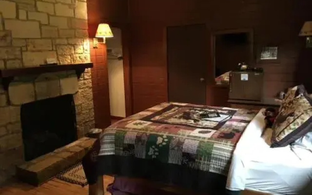 photo 5 of White Pines Inn