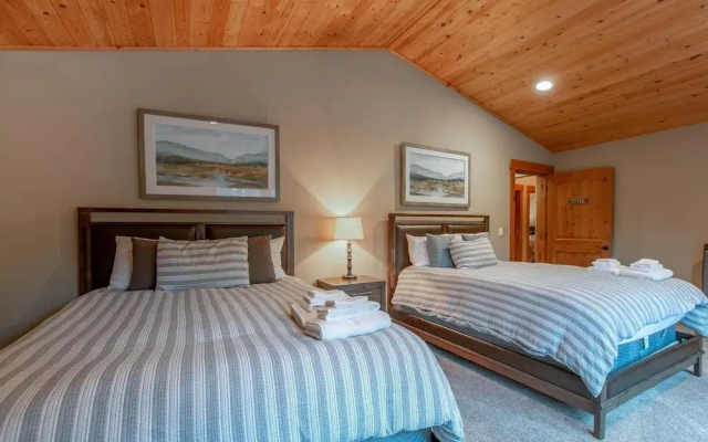 photo 4 of White Water Lodge