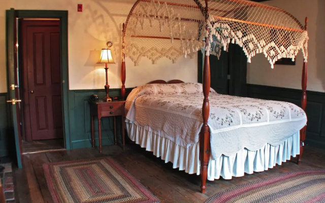 photo 4 of Whitehall Mansion Inn