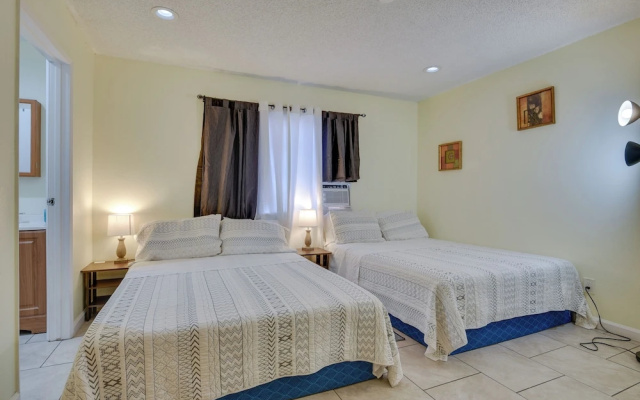 photo 2 of Whittier Duplex Unit Near Beaches & Hiking!