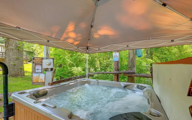 photo 4 of Shared Hot Tub & Fire Pit: Tranquil Whittier Gem!