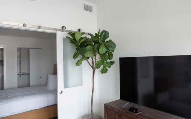 photo 3 of WhyHotel by Placemakr, Union Market