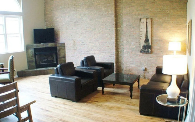 photo 5 of Wicker Park Bathhouse Apartments