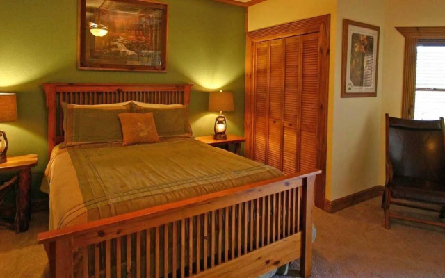 photo 2 of Wildberry Lodge