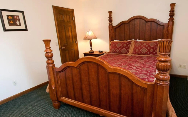 photo 3 of Wildwood Inn