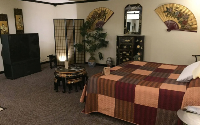 photo 4 of Wildwood Inn Tropical Dome & Theme Suites