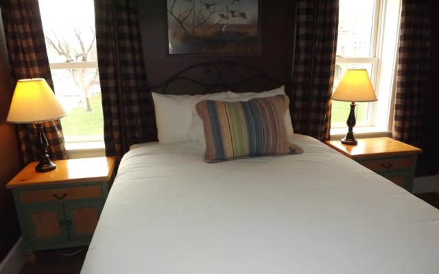 photo 4 of William Watson Hotel