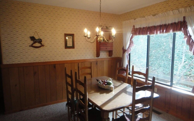 photo 5 of Williams House