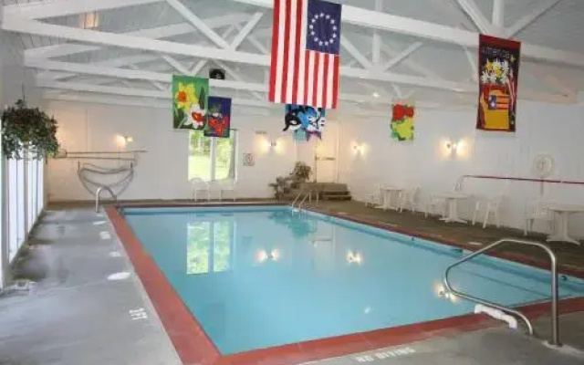 photo 4 of Williamsburg Camping Resort 38 ft. Park Model 3