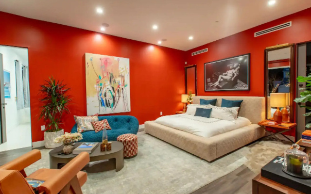 photo 2 of Willow Glen - Hollywood Hills Multi-level Villa With Theater & Pool