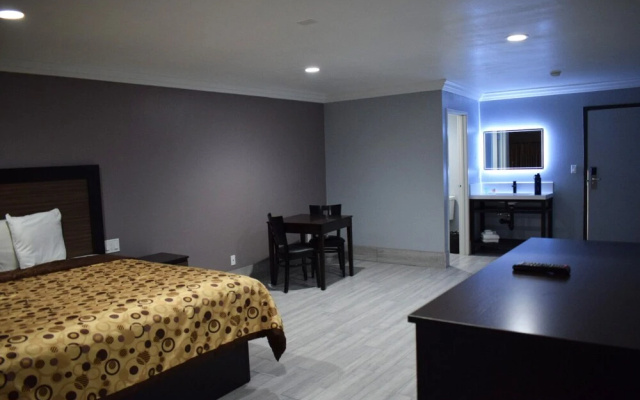 photo 3 of Willow Tree Inn  Suites