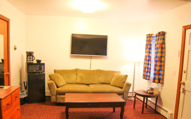 photo 3 of Willows Motel Williamstown