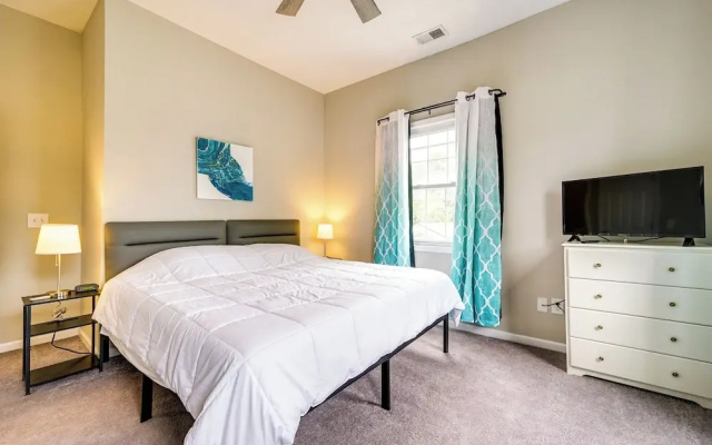 photo 5 of Wilmington Getaway Near Riverwalk + Downtown!