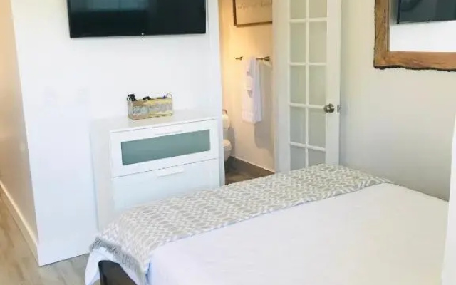 photo 3 of Wilton Manors HideAWay 5