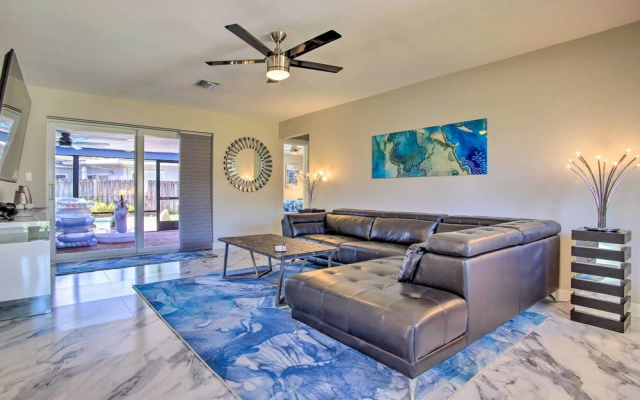 photo 2 of Wilton Manors Home w/ Pool ~ 4 Mi to Beach!