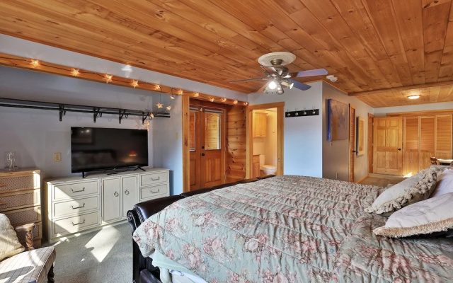 photo 3 of Winding Way Chalet 3 Bedroom Home