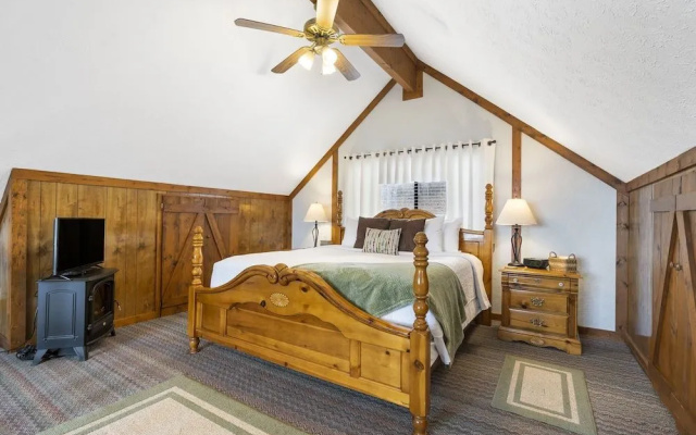 photo 3 of Windjammer Cottage - Branson