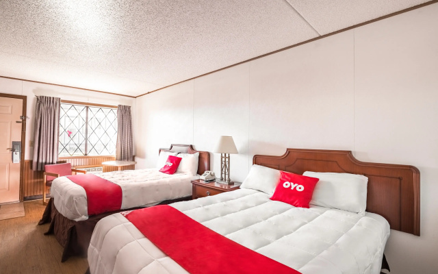photo 4 of OYO Hotel Windmill Branson