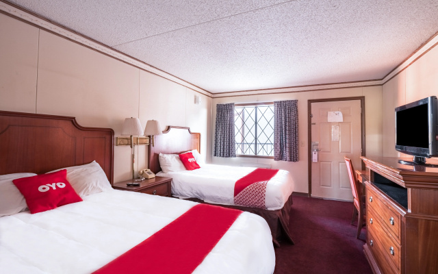 photo 5 of OYO Hotel Windmill Branson