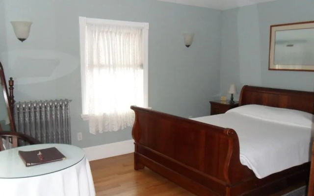 photo 3 of Windsome Bed & Breakfast