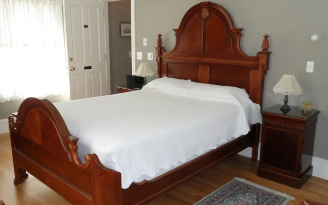 photo 4 of Windsome Bed & Breakfast