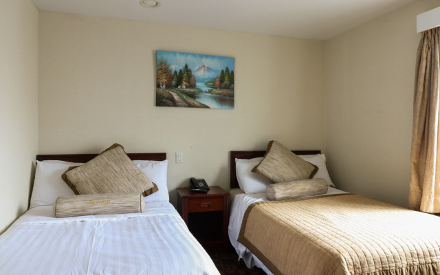 photo 3 of Windsor Hotel