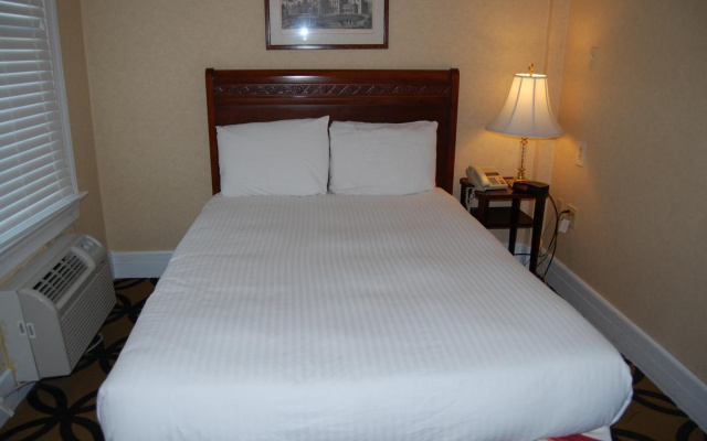 photo 5 of Windsor Inn Hotel