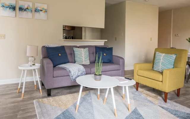 photo 4 of 2 BR Apt in Windy Hill near beach by Frontdesk