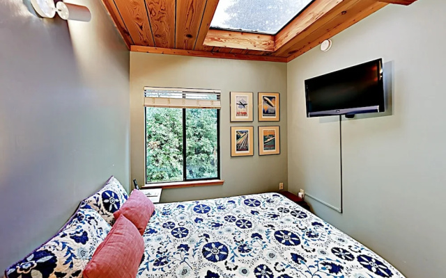 photo 5 of Wine Country Retreat - 3 Br Home