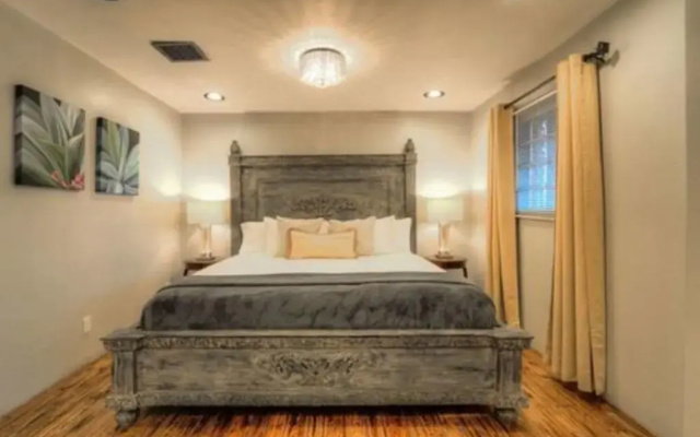 photo 3 of Winery Suites of Scottsdale