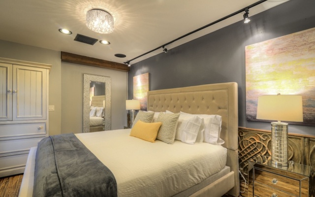photo 5 of Winery Suites of Scottsdale