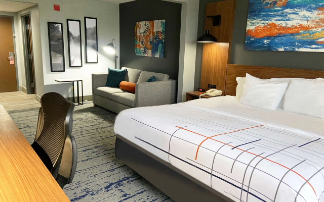photo 3 of La Quinta Inn & Suites by Wyndham-Albany GA