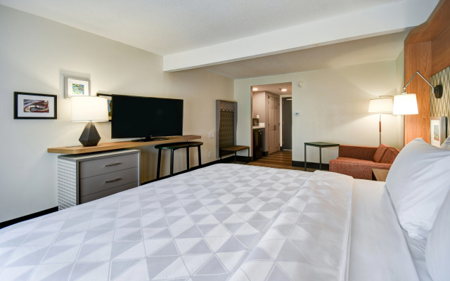 photo 5 of Holiday Inn Allentown-Bethlehem by IHG