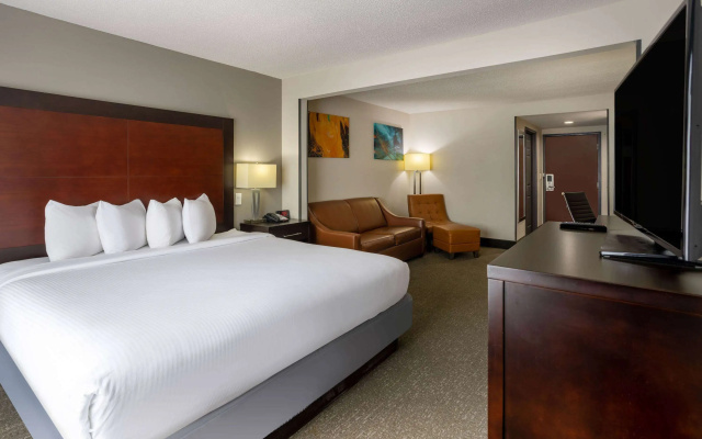 photo 3 of Wingate by Wyndham Atlanta Galleria/Ballpark