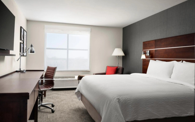 photo 4 of Holiday Inn Cincinnati Liberty Way by IHG