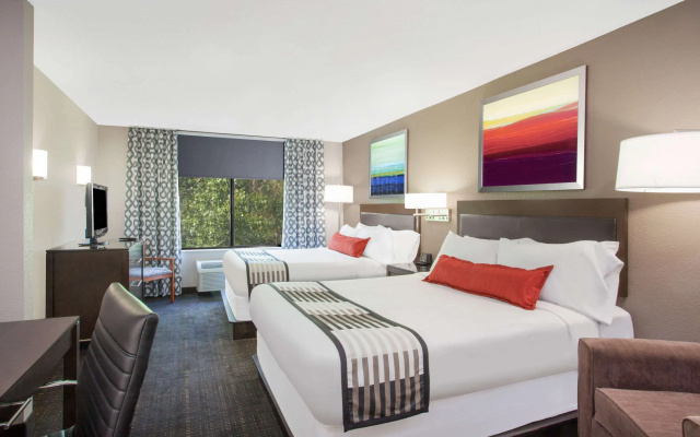 photo 5 of Wingate by Wyndham - Columbia