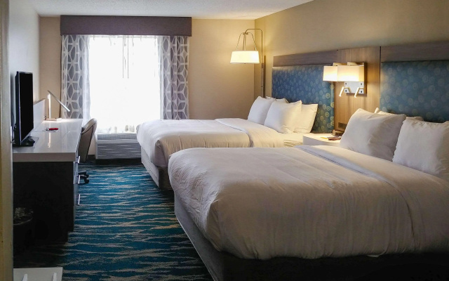 photo 3 of Comfort Inn & Suites Greenville Near East Carolina University