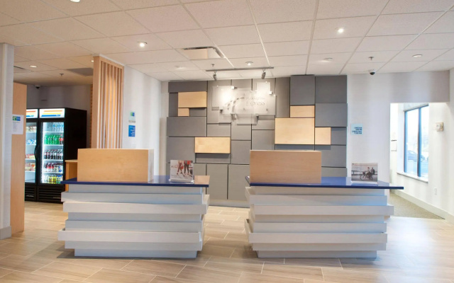 photo 2 of Holiday Inn Express Quantico - Stafford by IHG