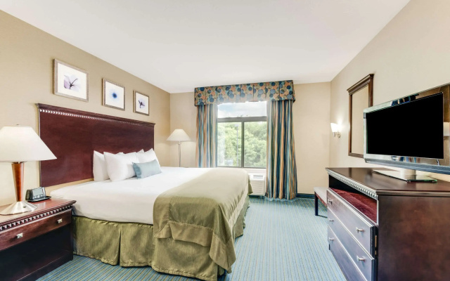 photo 5 of Wingate by Wyndham - York