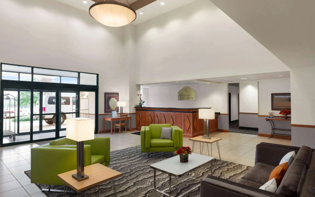photo 3 of Wingate by Wyndham Bentonville AR