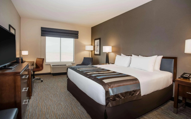 photo 3 of City Express by Marriott Denver Airport
